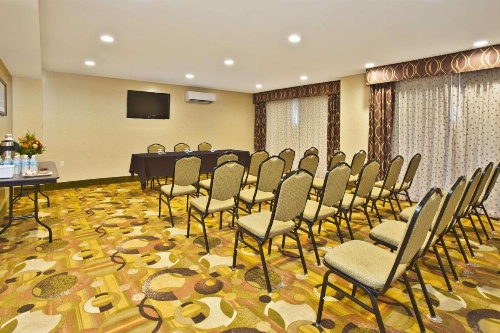 Best Western PLUS Arena Hotel image 20