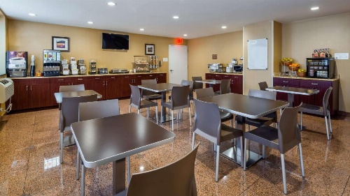 Best Western PLUS Arena Hotel image 5