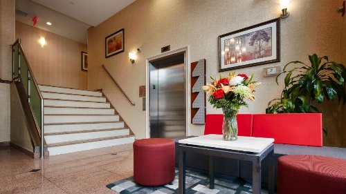 Best Western PLUS Arena Hotel image 6