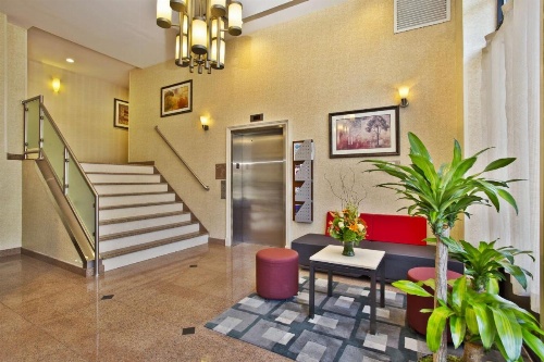 Best Western PLUS Arena Hotel image 8